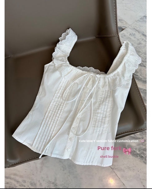 Women Sprint Lace Trimmed Neckline Sleeveless Blouse
